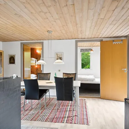 Dom wakacyjny Sunaj By Interhome