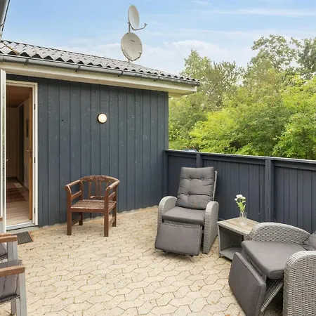 Dom wakacyjny Sunaj By Interhome *